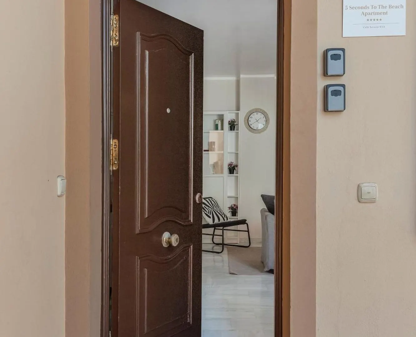 5 Seconds To The Beach Apartment ألغاروبو - كوستا إسبانيا